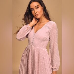 Lulu’s Poetic Love Mauve Swiss Dot Long Sleeve Pleated Mini Dress NWT